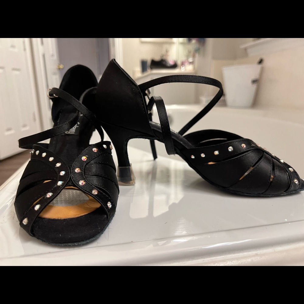 Beautiful black dance shoes. Size 8